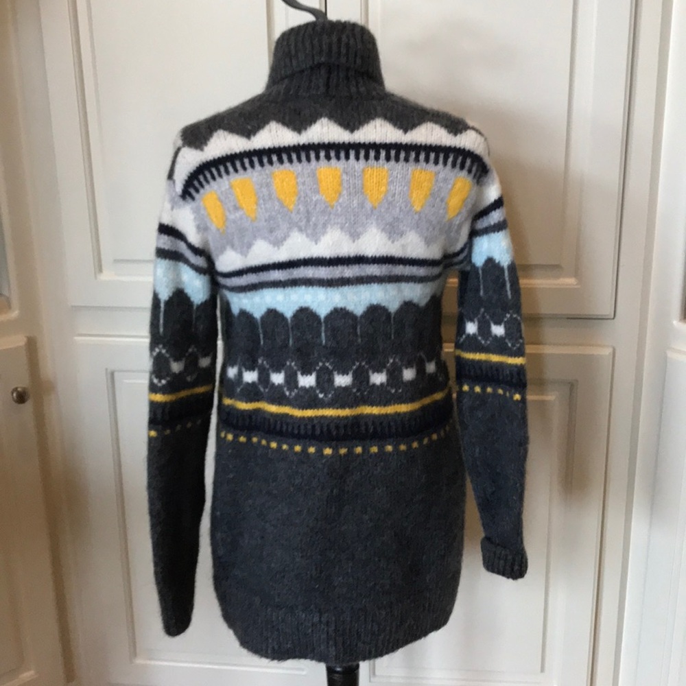 Cardigan Maternity Gap Sweater. - Picture 2 of 3
